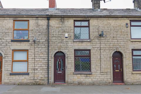 2 bed property, in Tottington Road, £147,000