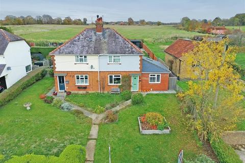 3 bed property, in Viner Cottages, £500,000
