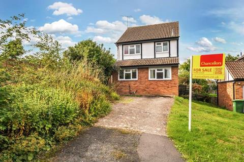 3 bed property, in Leominster, £250,000