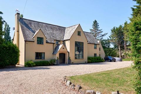 6 bed property, in Station Road, £2,350,000