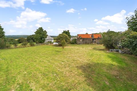 10 bed property, in North Muchlarnick, £699,000
