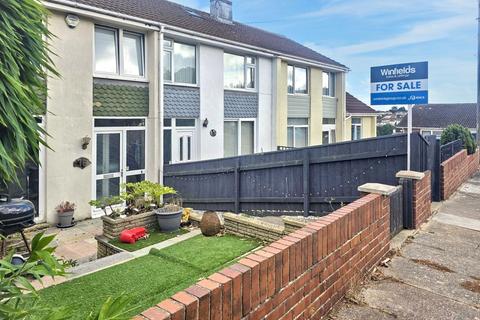 3 bed property, in Shakespeare Close, £210,000