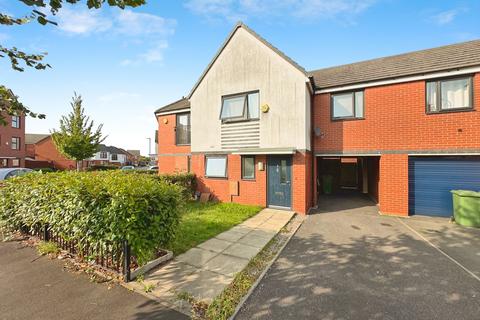 4 bed property, in Turnstone Road, £249,950