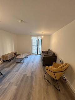 2 bed property, in Percy Street, £200,000