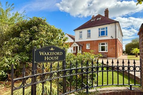 9 bed property, in Potmans Lane, £1,350,000