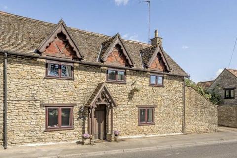 4 bed property, in London Road, £475,000