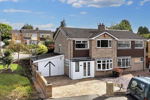3 bed property, in Stone Road, £239,995