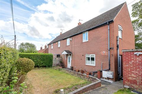 3 bed property, in South Mount, £295,000