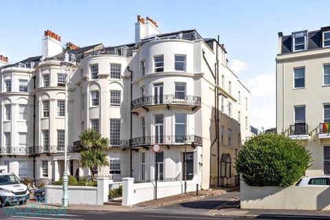 2 bed property, in 45 Marine Parade, £300,000