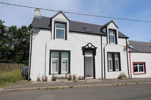 5 bed property, in Ashbank & Ashbank House, £235,000