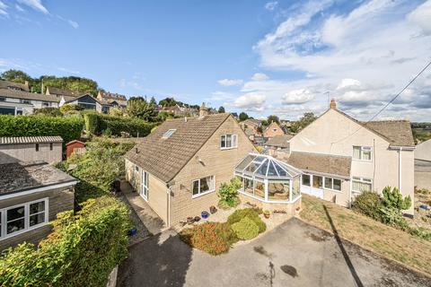 3 bed property, in Westrip, £500,000