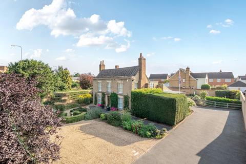 4 bed property, in London Road, £650,000