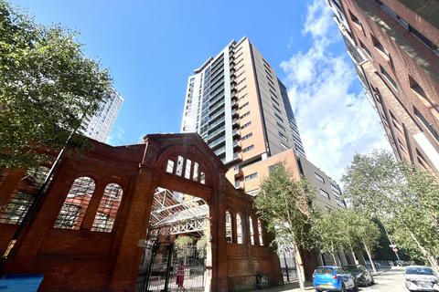 1 bed property, in Tempus Tower, £100,000