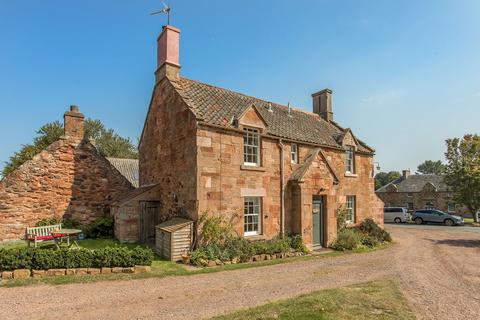 3 bed property, in Old Post Office, £475,000