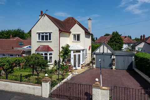 3 bed property, in 5 Knights Crescent, £409,950