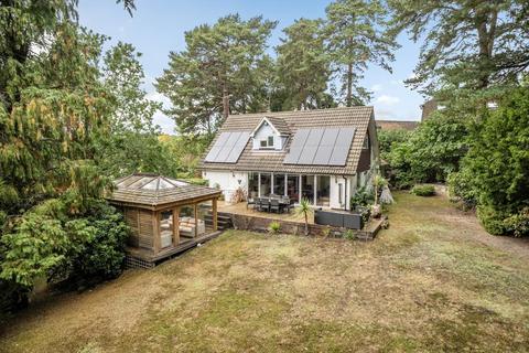 4 bed property, in Camberley, £1,000,000