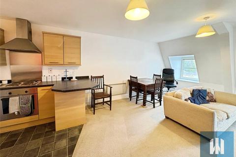 1 bed property, in Huddersfield Road, £55,000