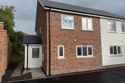 2 bed property, in Dol Y Meillion, £230,000