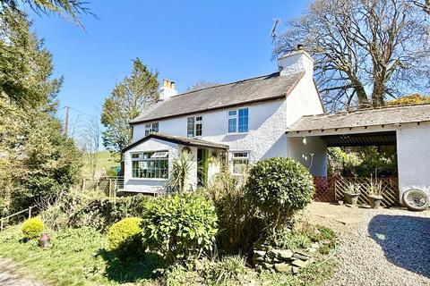 2 bed property, in Betws Yn Rhos, £575,000