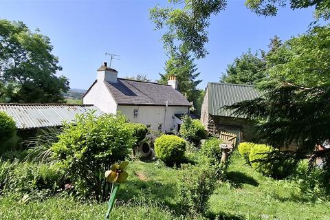 2 bed property, in Betws Yn Rhos, £500,000