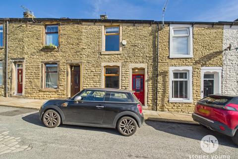 2 bed property, in De Lacy Street, £179,950