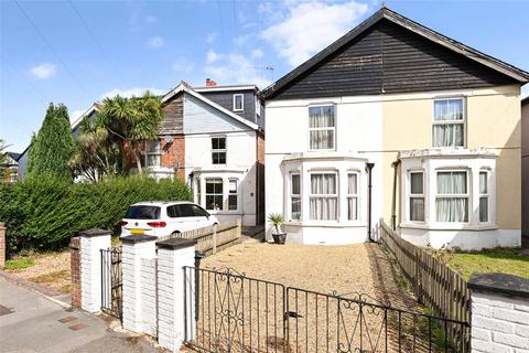 2 bed property, in Penwarden Way, £349,500