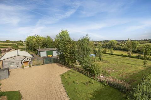3 bed property, in Old Alresford, £1,700,000