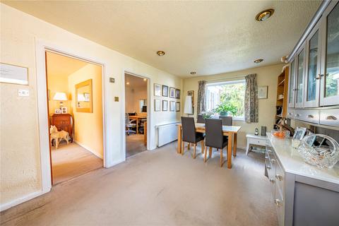 3 bed property, in Barfield Crescent, £340,000