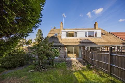 3 bed property, in Chiltern Walk, £485,000