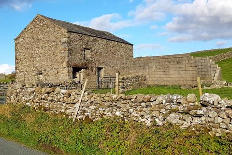Studio, in Swash Barn, £180,000