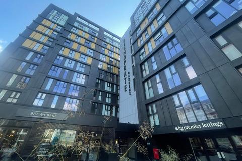 1 bed property, in A, £125,000