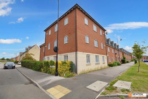 2 bed property, in The Pollards, £110,000