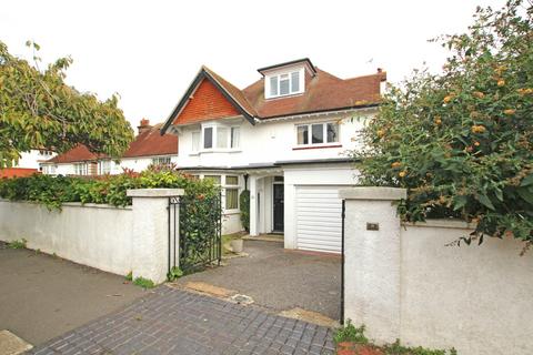 6 bed property, in Ashburnham Gardens, £720,000
