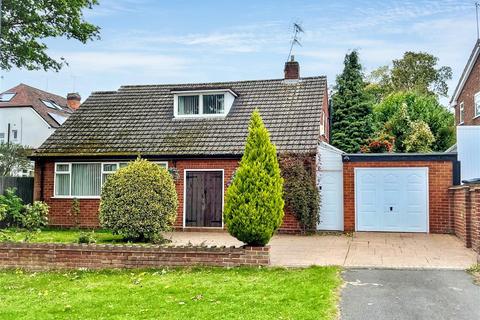 2 bed property, in Orphanage Road, £325,000