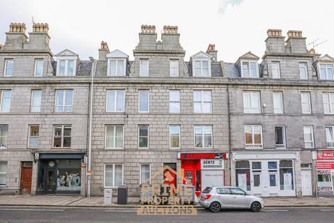 2 bed property, in Flat E, £75,000