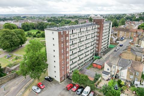 Land, in Chantry Court, £100,000