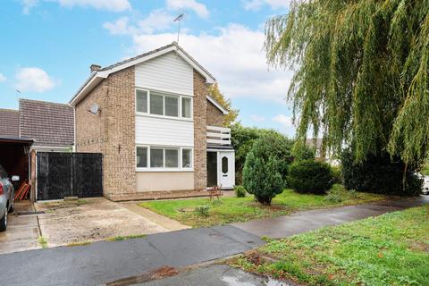 3 bed property, in Plumtrees, £280,000