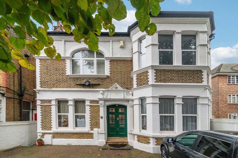 4 bed property, in Grange Road, £2,500,000