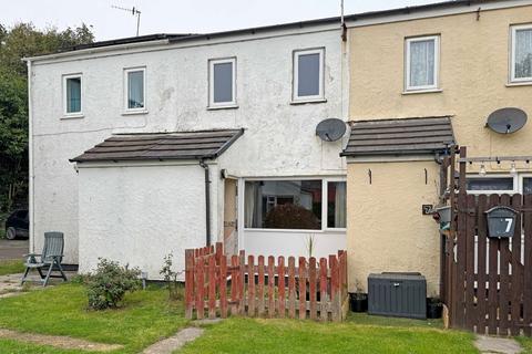 2 bed property, in Bull Bay Road, £115,000