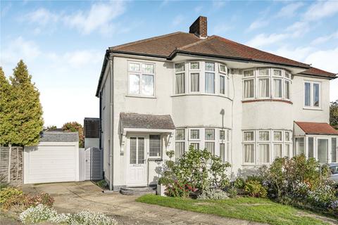 3 bed property, in Redfern Avenue, £640,000