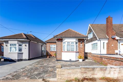 3 bed property, in Cranham Gardens, £450,000
