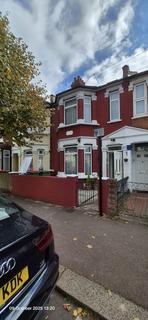 5 bed property, in Sherrard Road, £650,000