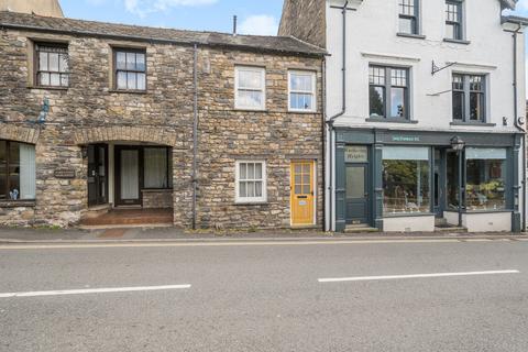 1 bed property, in Stable Cottage, £162,500