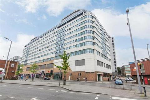 1 bed property, in Huntingdon Street, £85,000