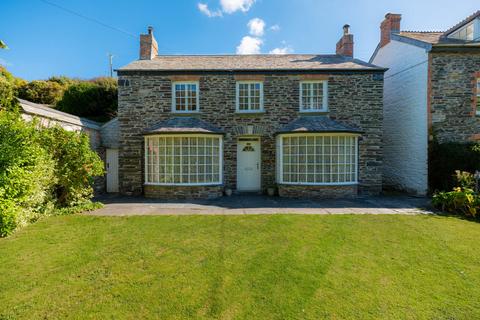 3 bed property, in 22 Middle Street PL293Rh PL29, £1,050,000