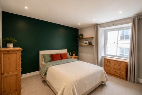 3 bed property, in 1 Arnold Place 10 Fore Street, £139,000