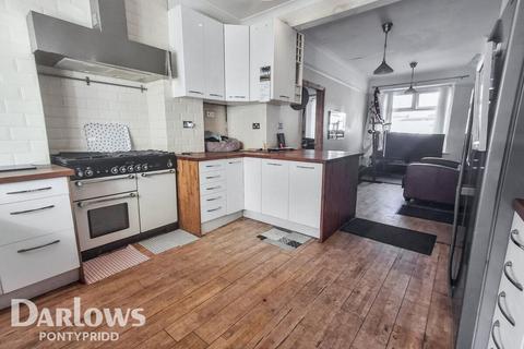 4 bed property, in Trehafod Road, £220,000