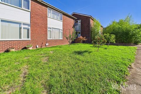 3 bed property, in Campion Place, £225,000