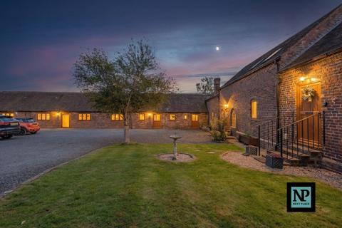 5 bed property, in Kingsbury, £760,000