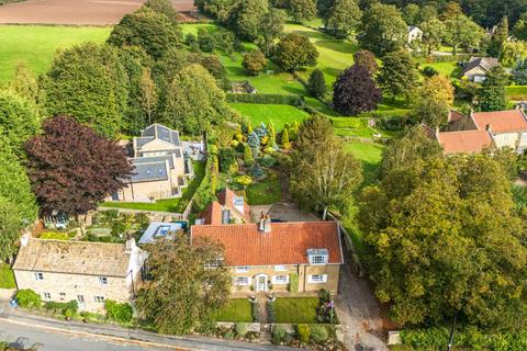 4 bed property, in Shaw Lane, £1,350,000